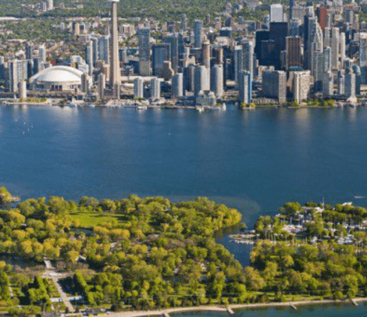 Toronto Islands: How did they form and why are they worth visiting?
