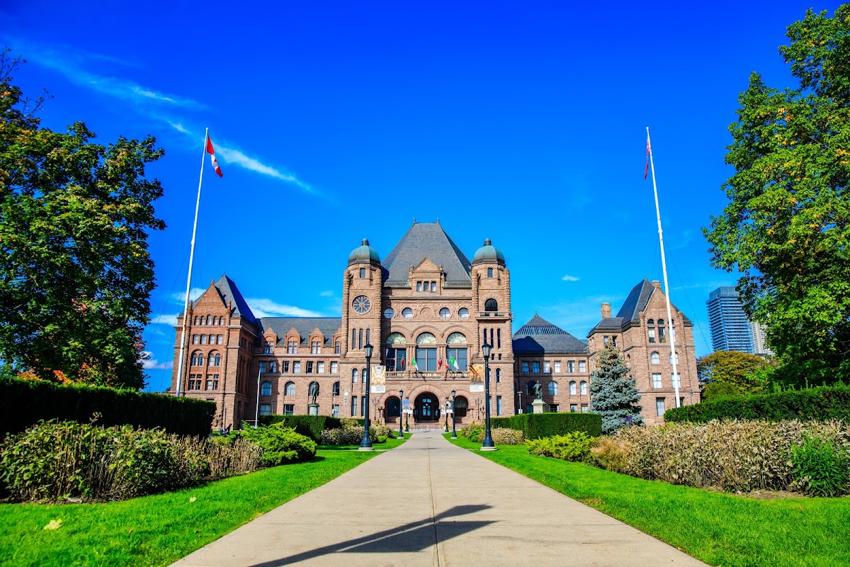 Queen's Park — Park