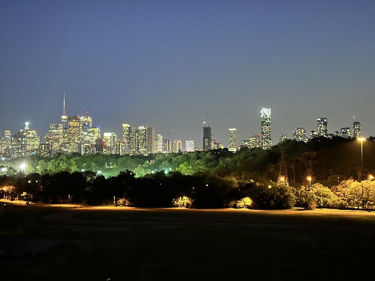 Riverdale Park East — Park